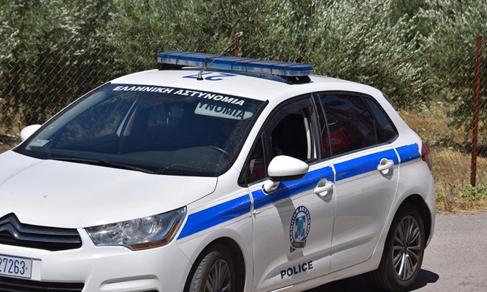 Θεσσαλονίκη: Ανήλικοι έκαναν διάρρηξη σε κατάστημα στη Χαλκηδόνα και και παρέσυραν με αυτοκίνητο τον ιδιοκτήτη του